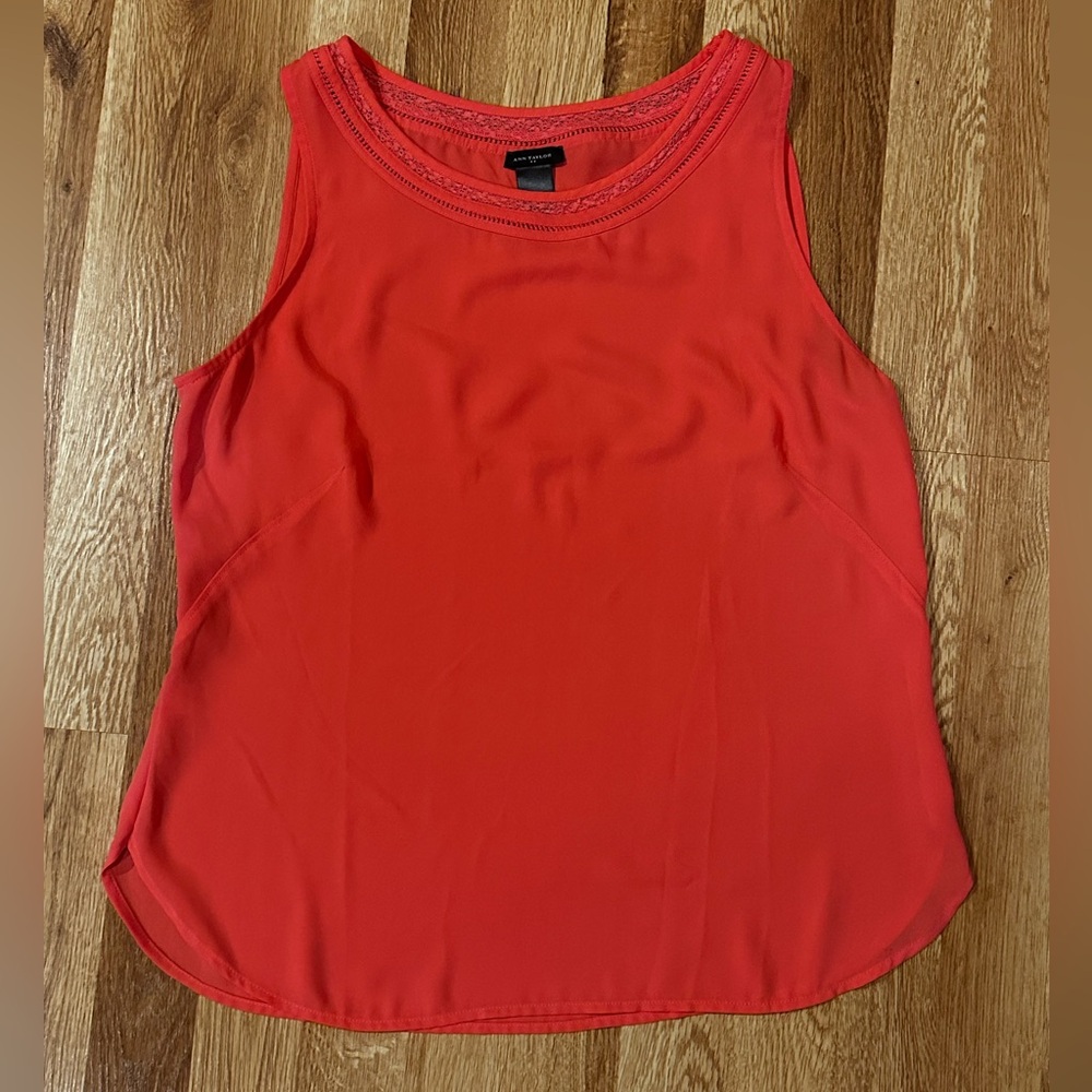 Ann Taylor Coral Blouse Sleeveless Top size Medium